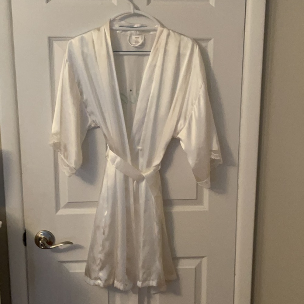 Bride Robe - image 3